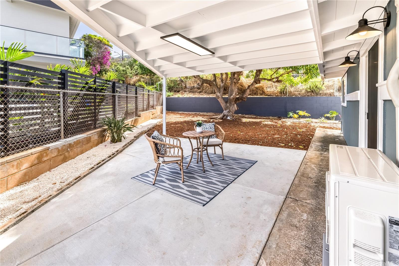 231 Hanakoa Place