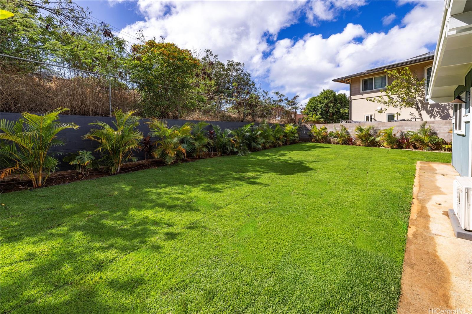 231 Hanakoa Place
