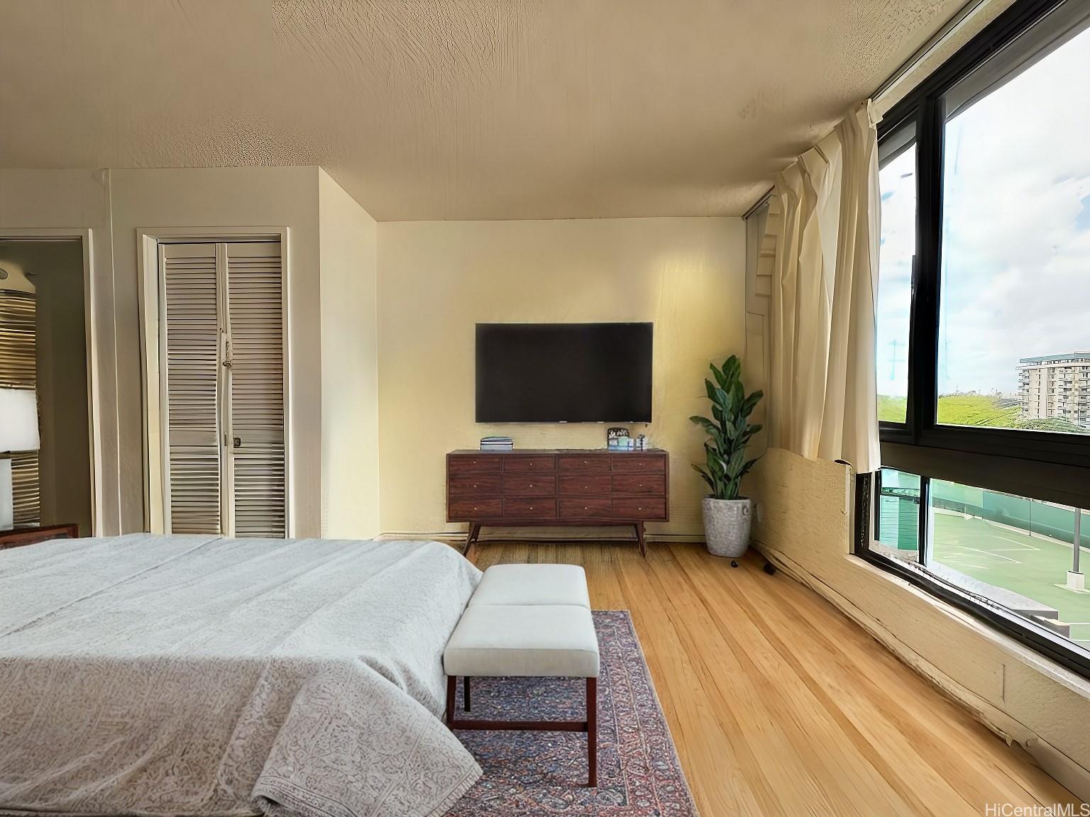 300 Wai Nani Way 907