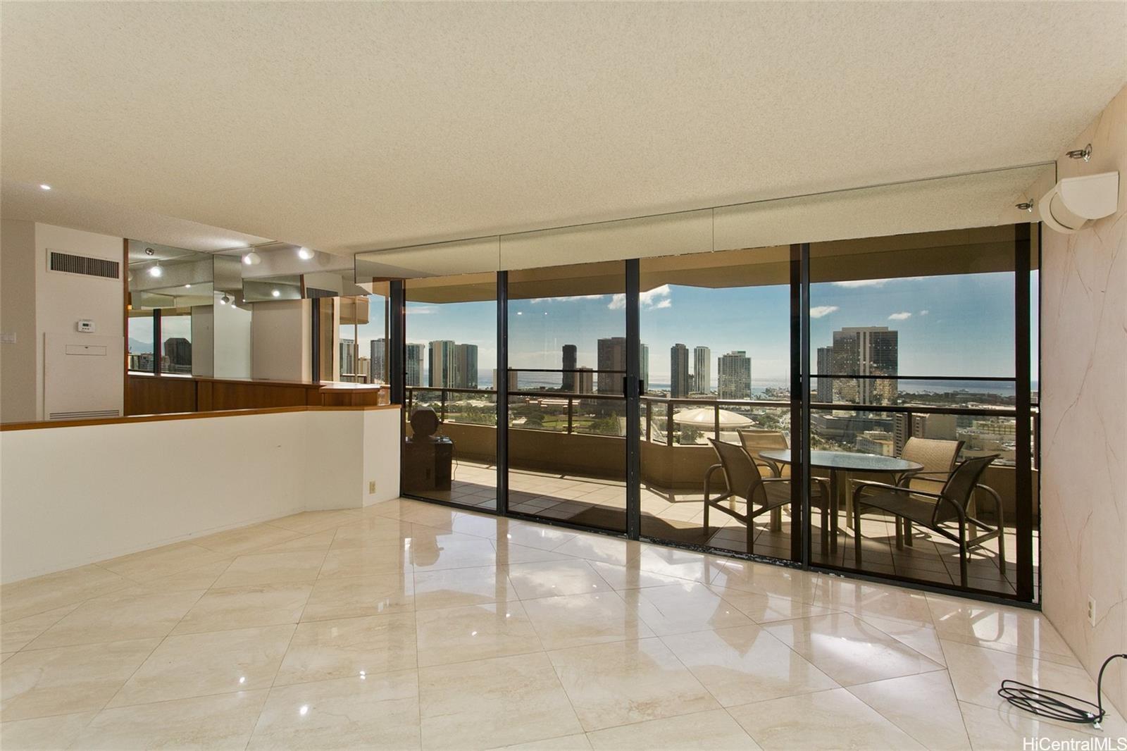 1221 Victoria Street 2604