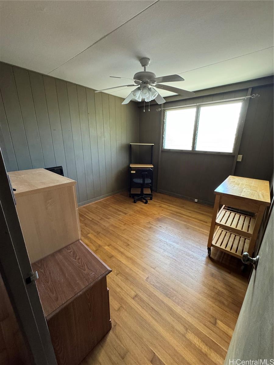 Photo 10 of 22