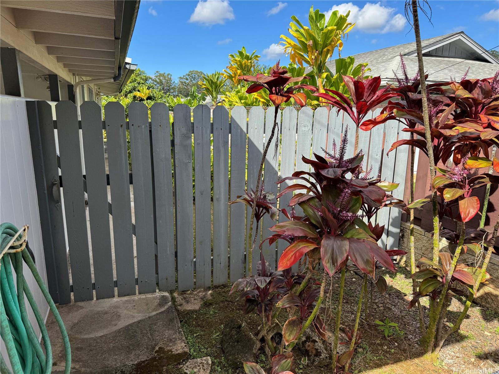 Photo 18 of 22