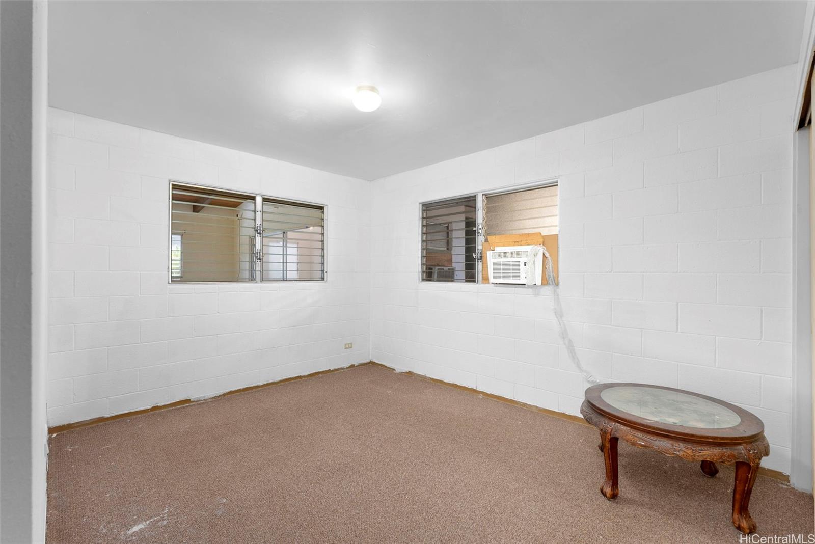 Photo 16 of 25