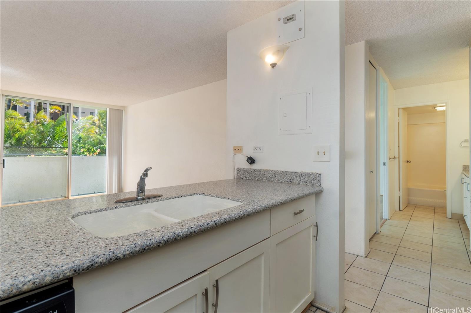 98-410 Koauka Loop  Unit 2G