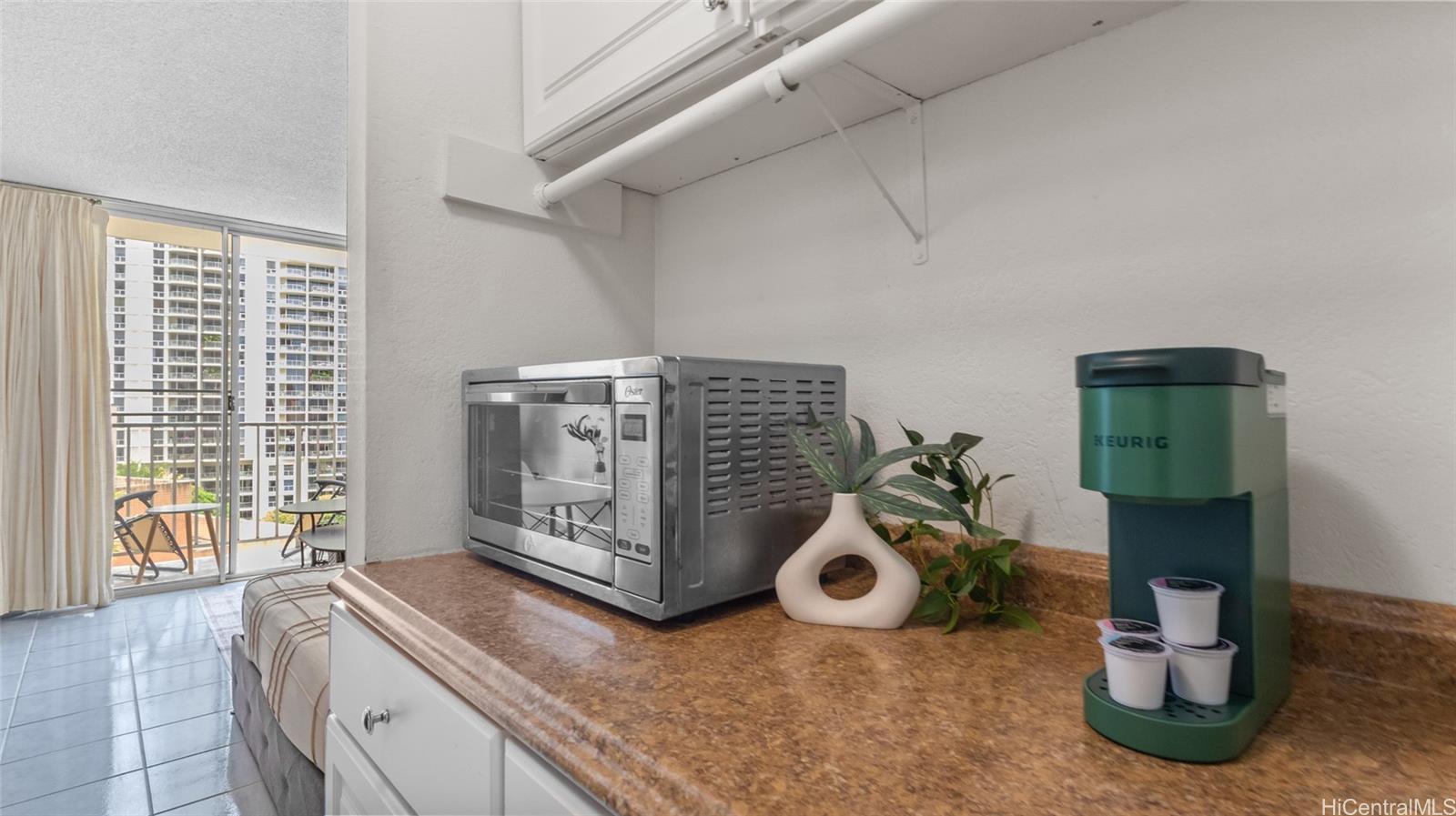 1920 Ala Moana Boulevard  Unit 712