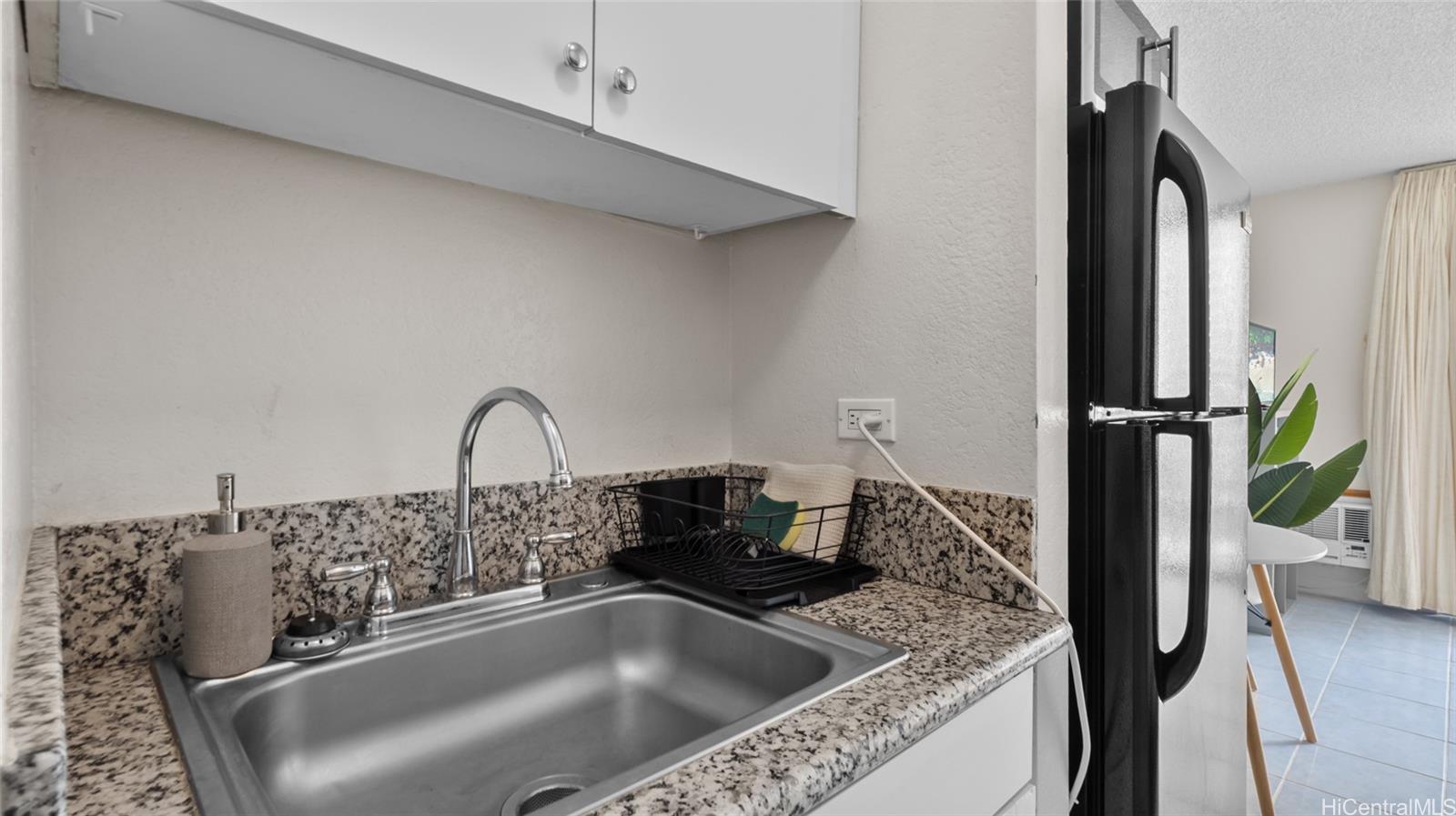 1920 Ala Moana Boulevard  Unit 712