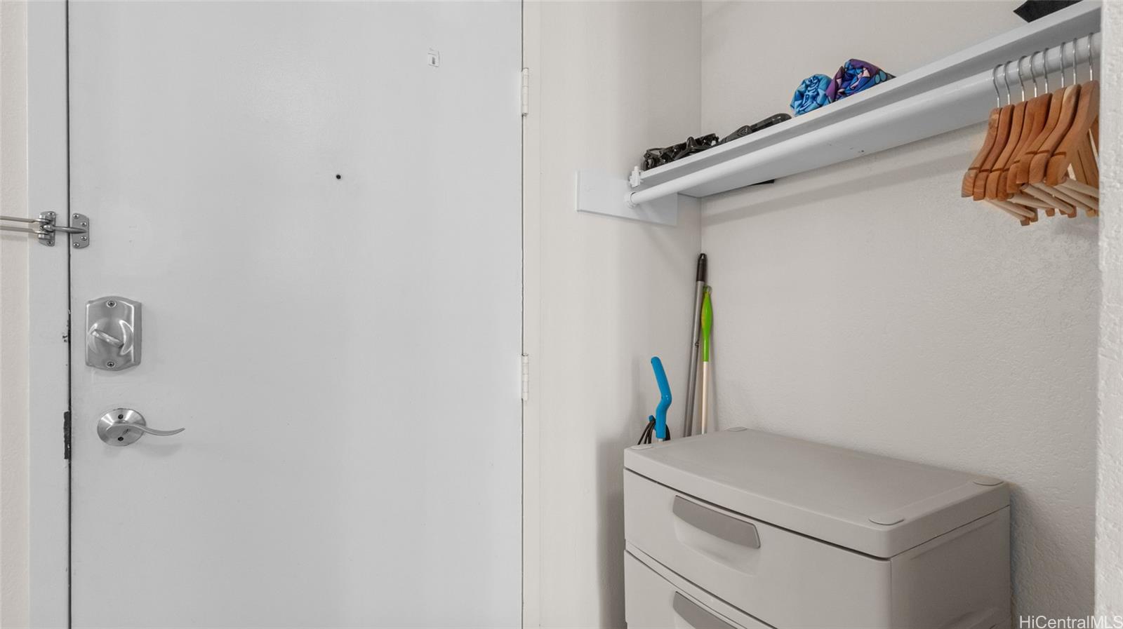 1920 Ala Moana Boulevard  Unit 712