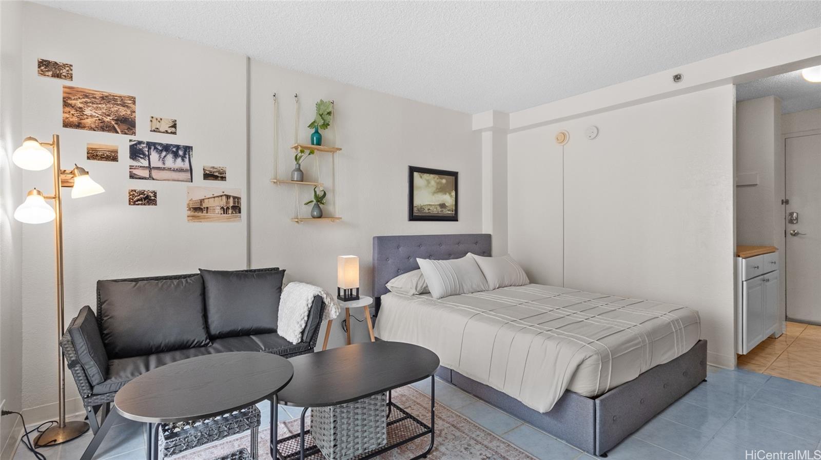 1920 Ala Moana Boulevard  Unit 712