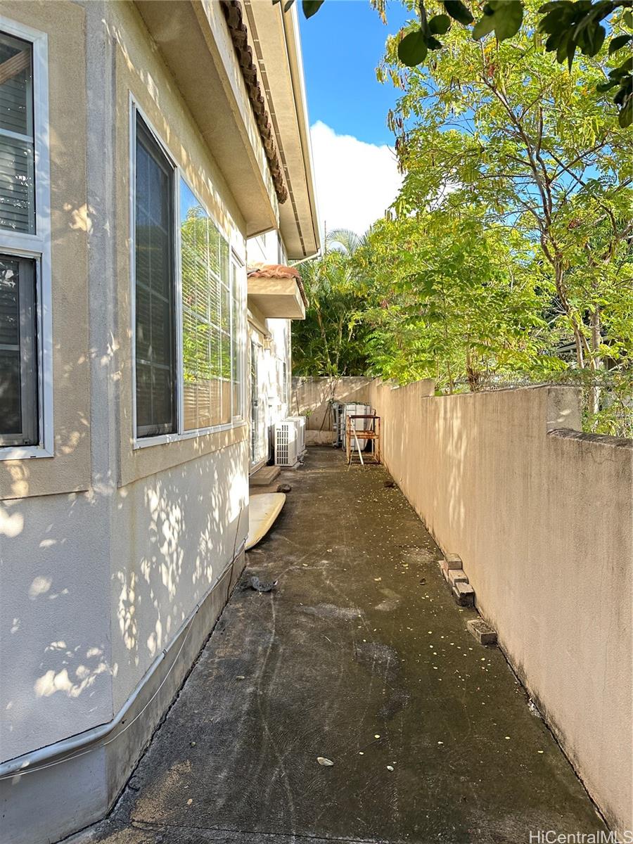 Photo 3 of 22