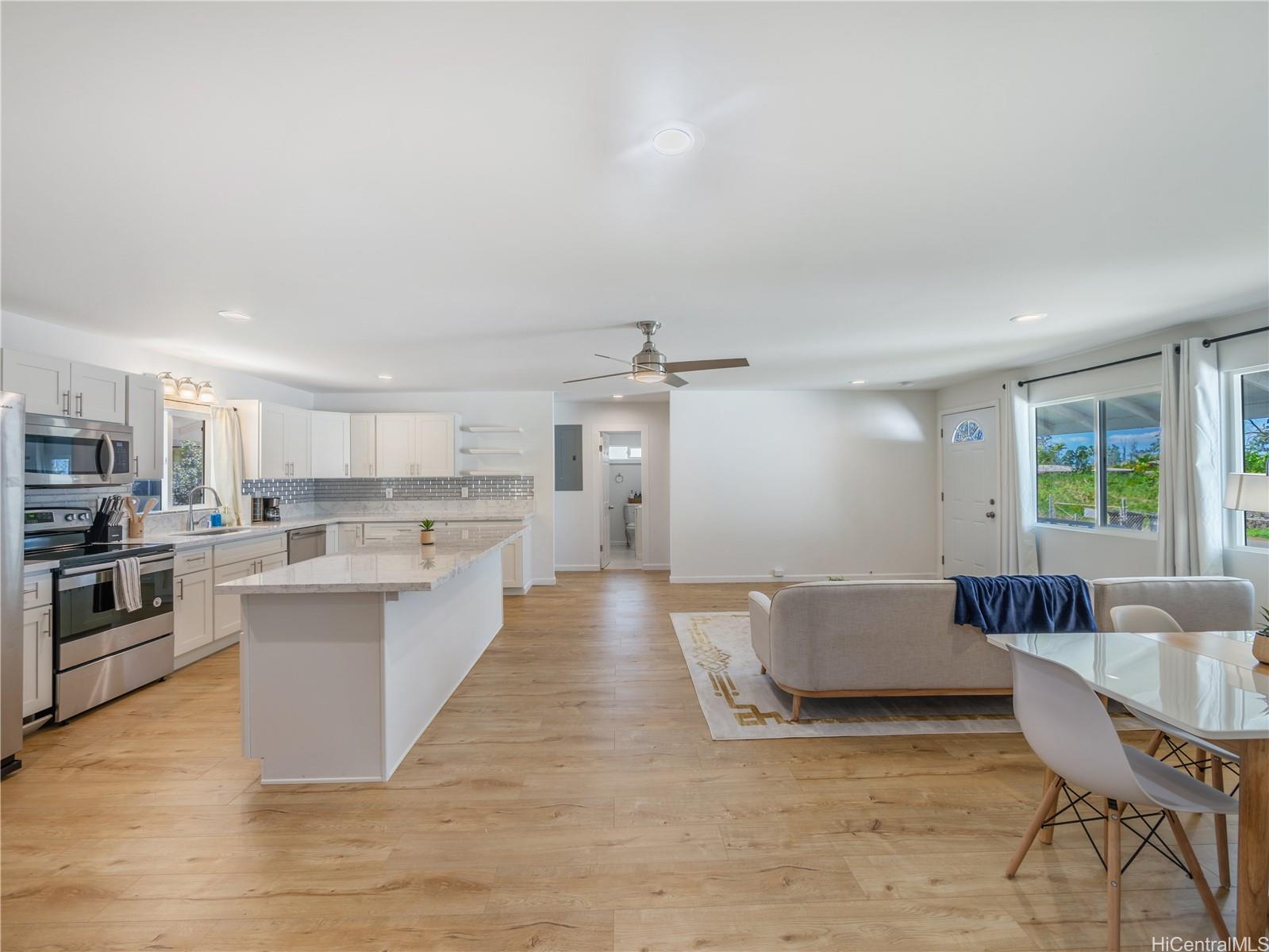 12 Hauola Avenue