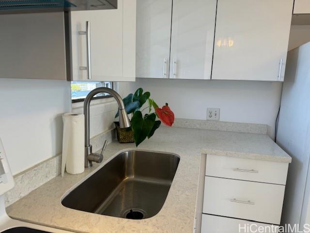 Photo 8 of 25