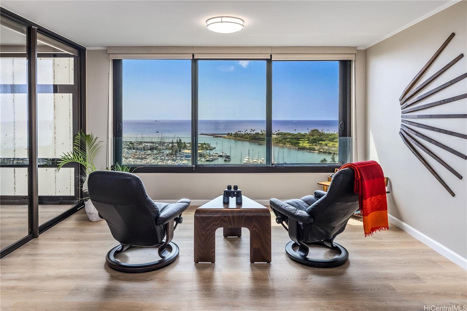 1600 Ala Moana Boulevard 2112