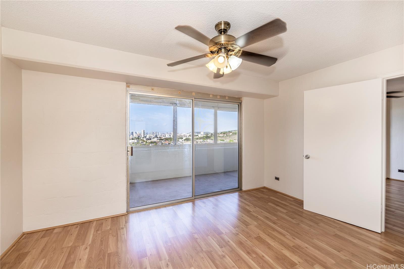 3350 Sierra Drive  Unit 305