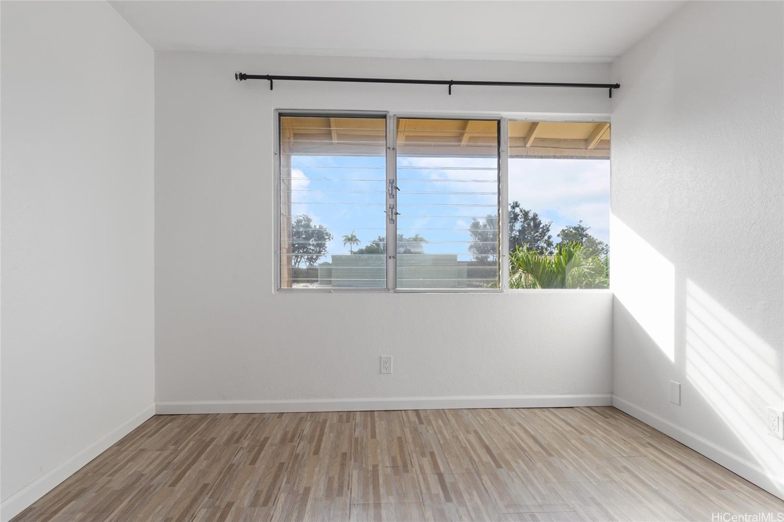 94-078 Aaahi Place
