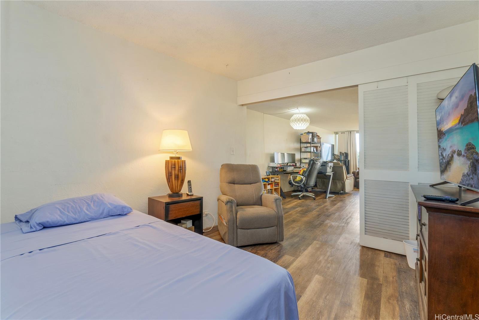 87-561 Farrington Highway  Unit 109
