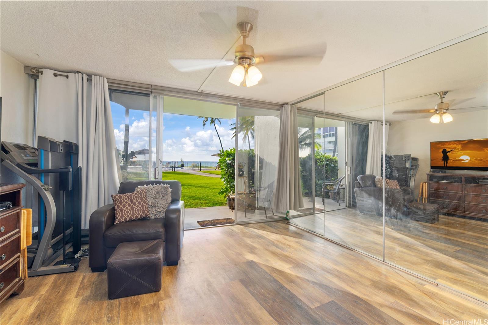 87-561 Farrington Highway  Unit 109