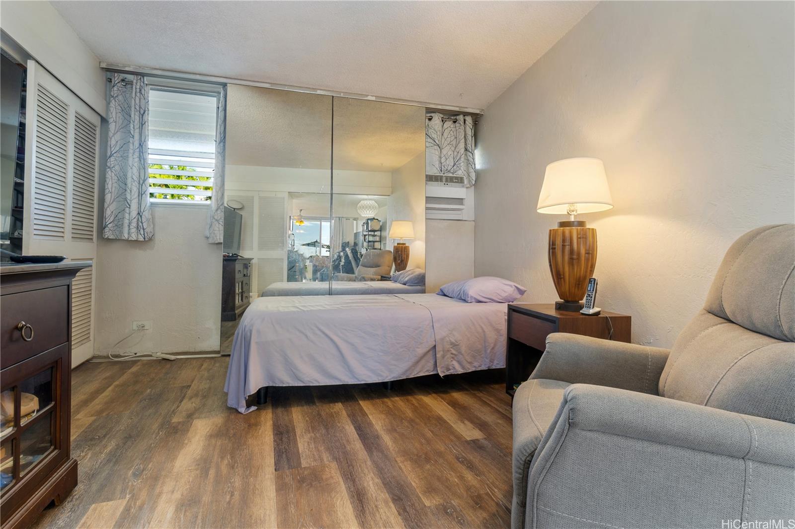 87-561 Farrington Highway  Unit 109