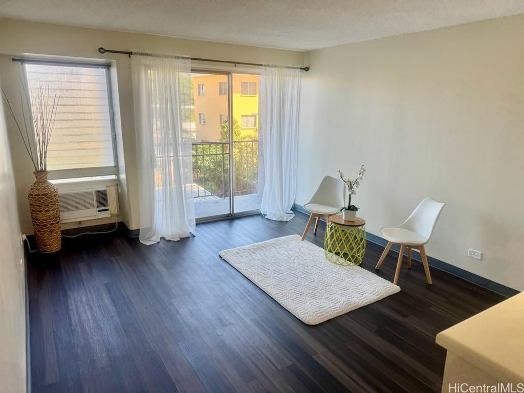 725 Piikoi Street 206