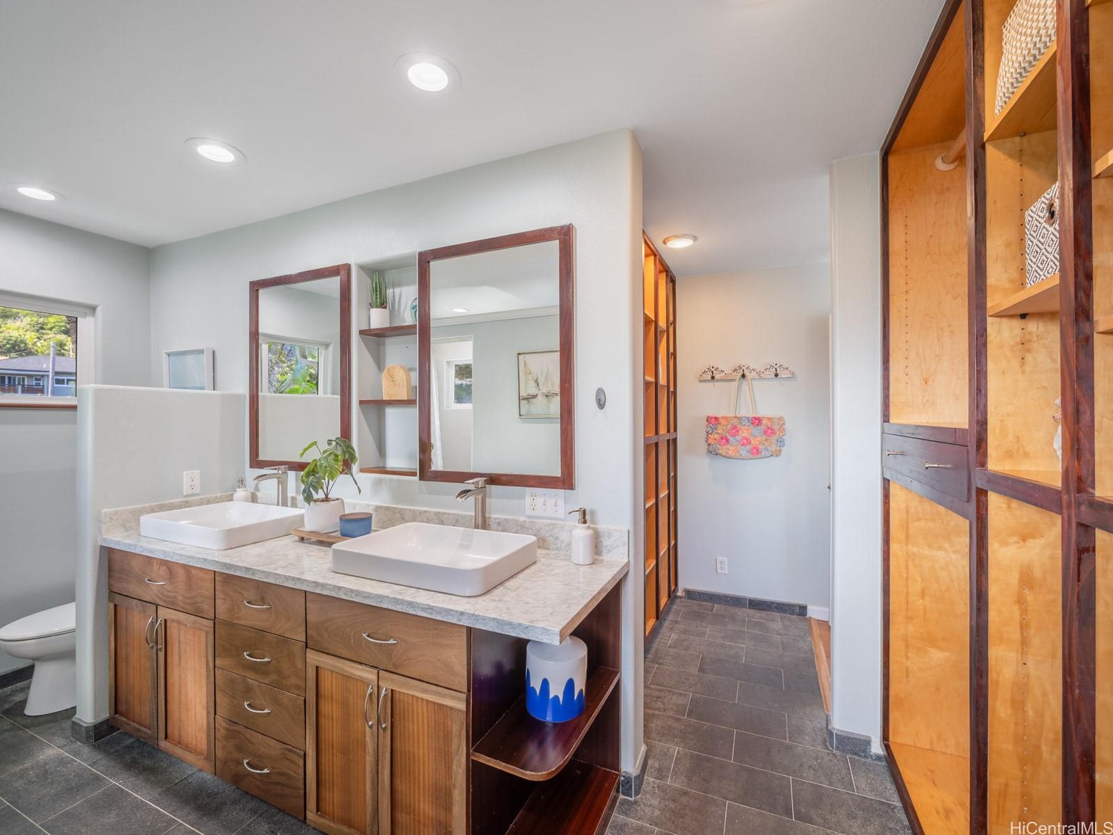 51-409 Hauhele Road  Unit B
