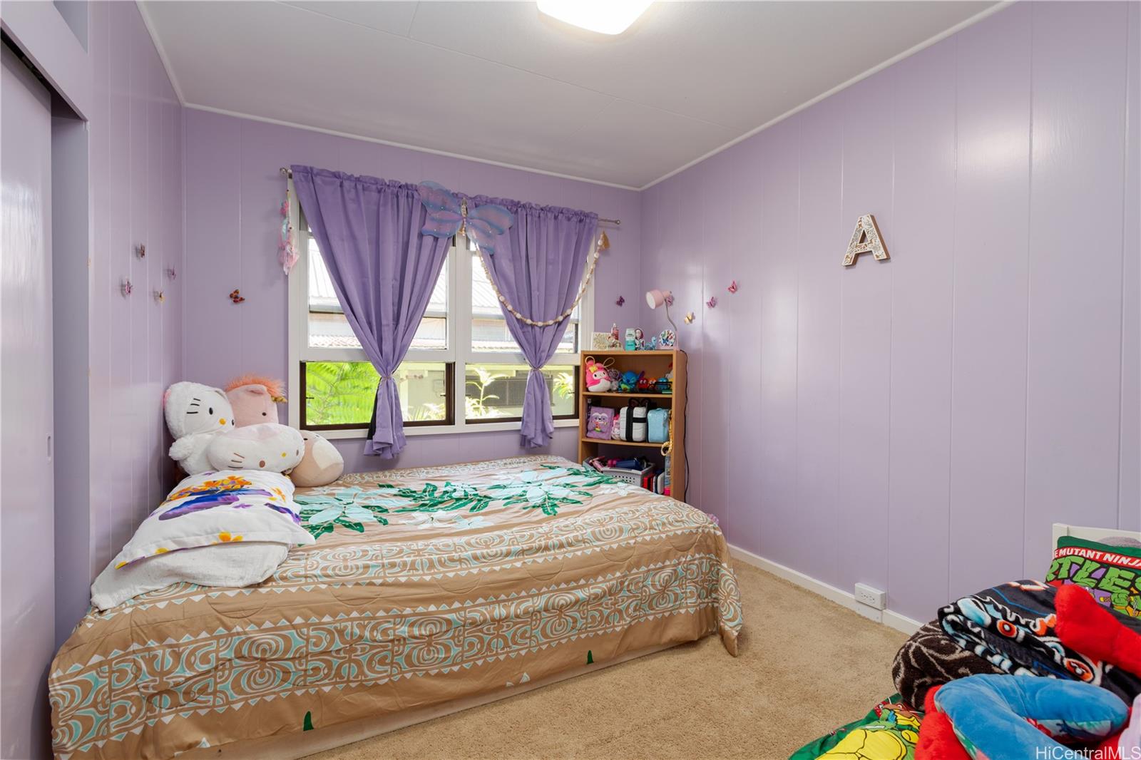 Photo 16 of 23