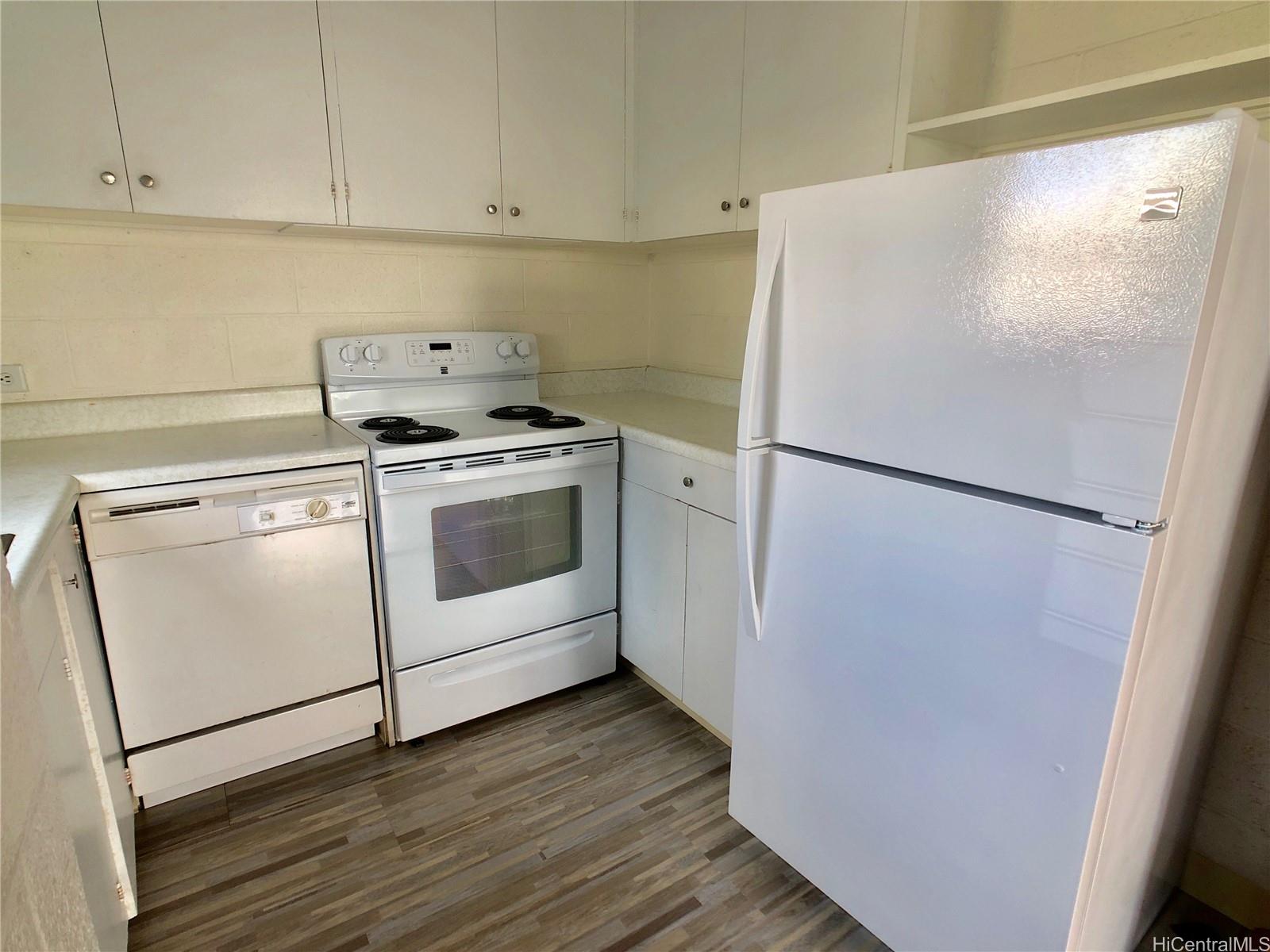 509 University Avenue  Unit 205