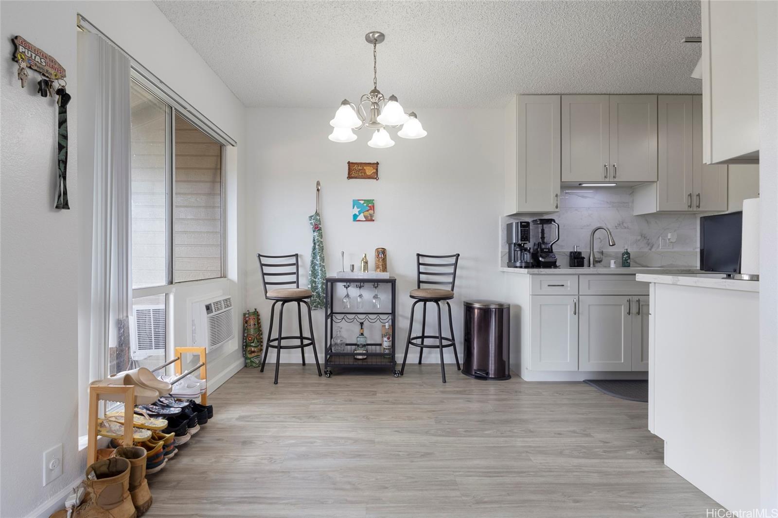 91-1170 Puamaeole Street  Unit 9R