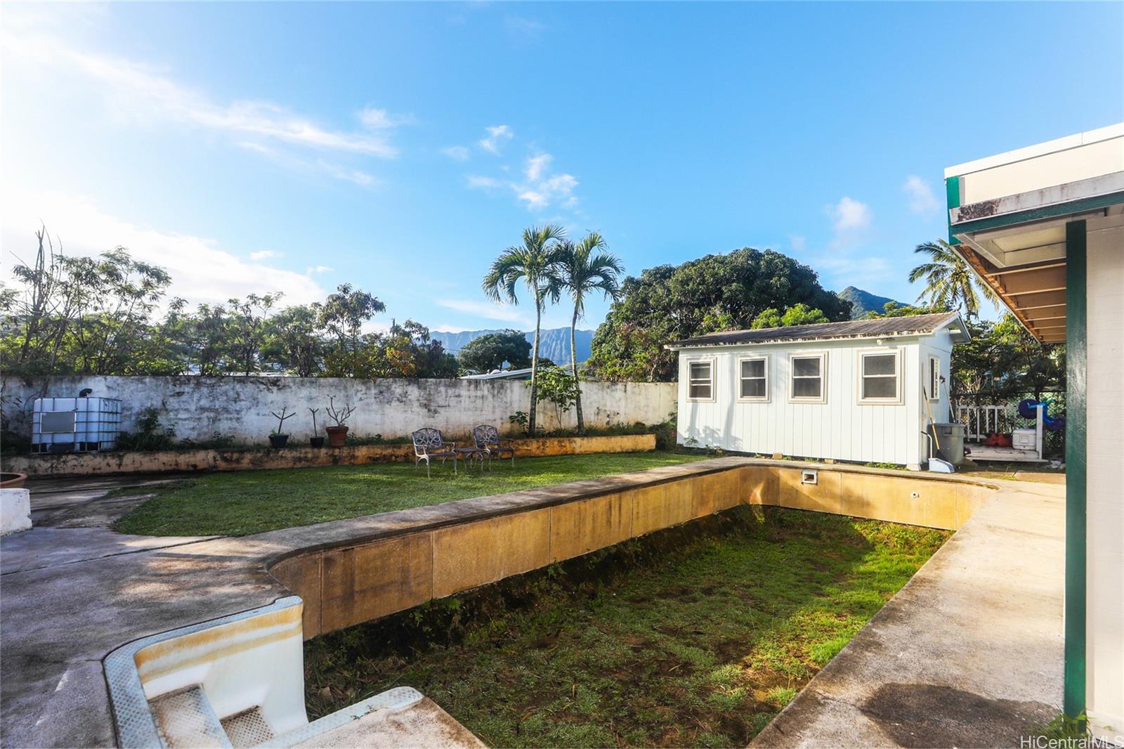889 Akumu Street