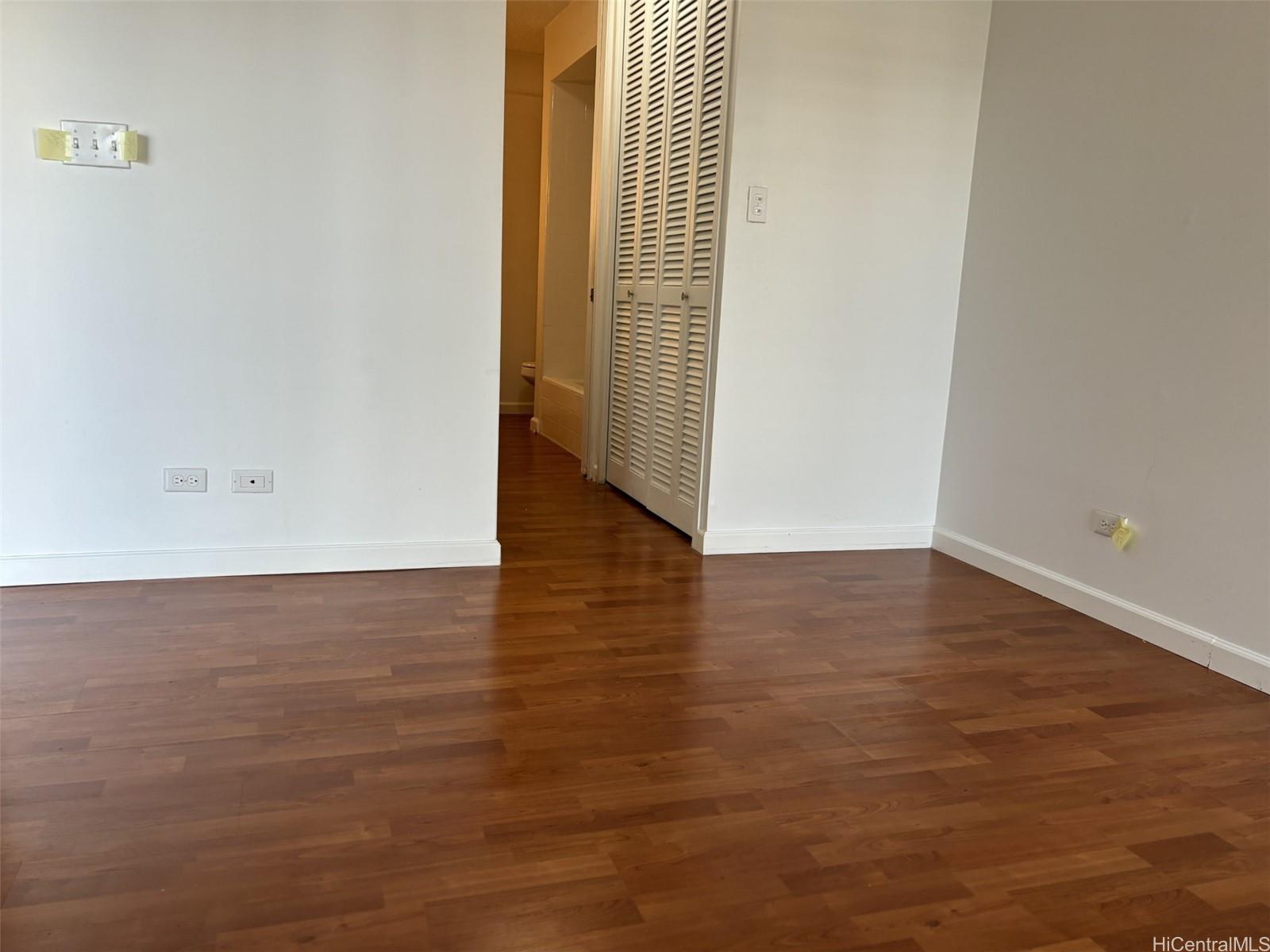 Photo 10 of 22