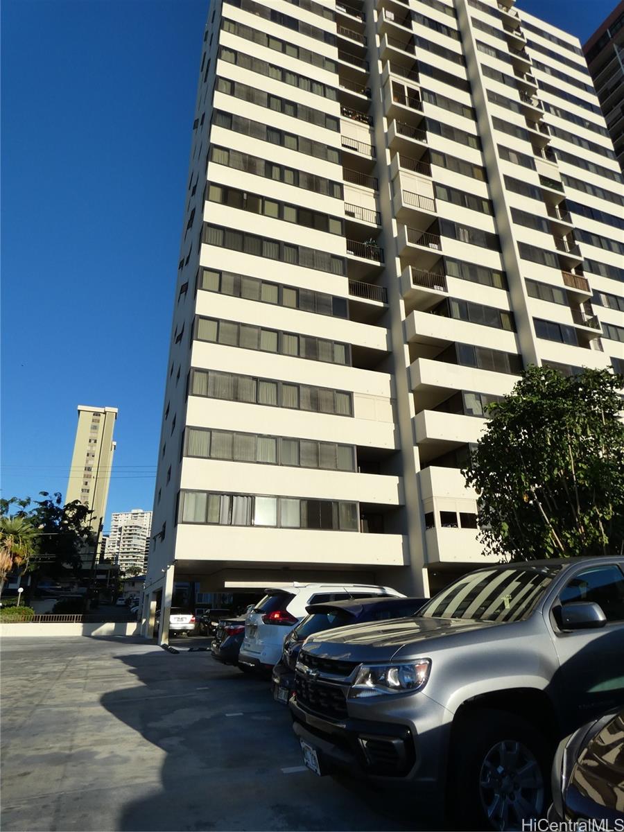 1571 Piikoi Street 204
