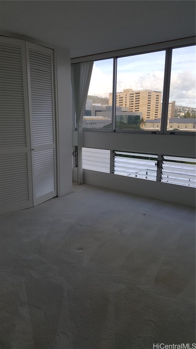 Photo 6 of 19