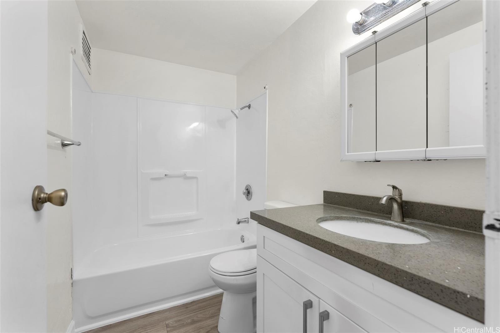 87-123 Helelua Street  Unit G205