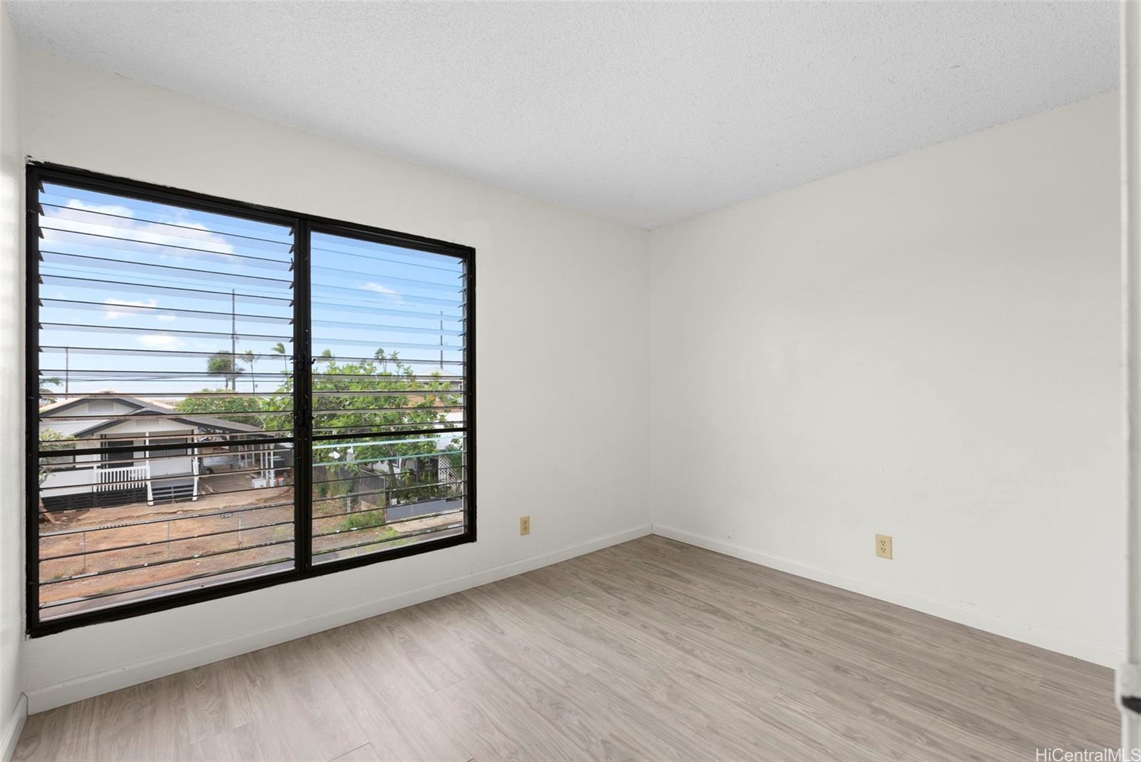 87-123 Helelua Street  Unit G205