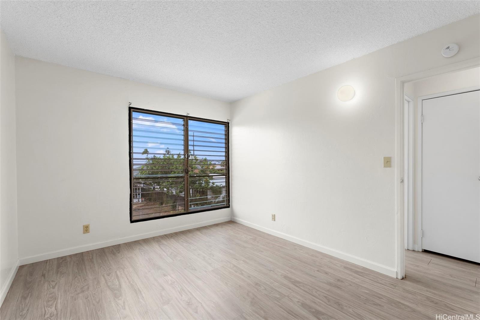 87-123 Helelua Street  Unit G205