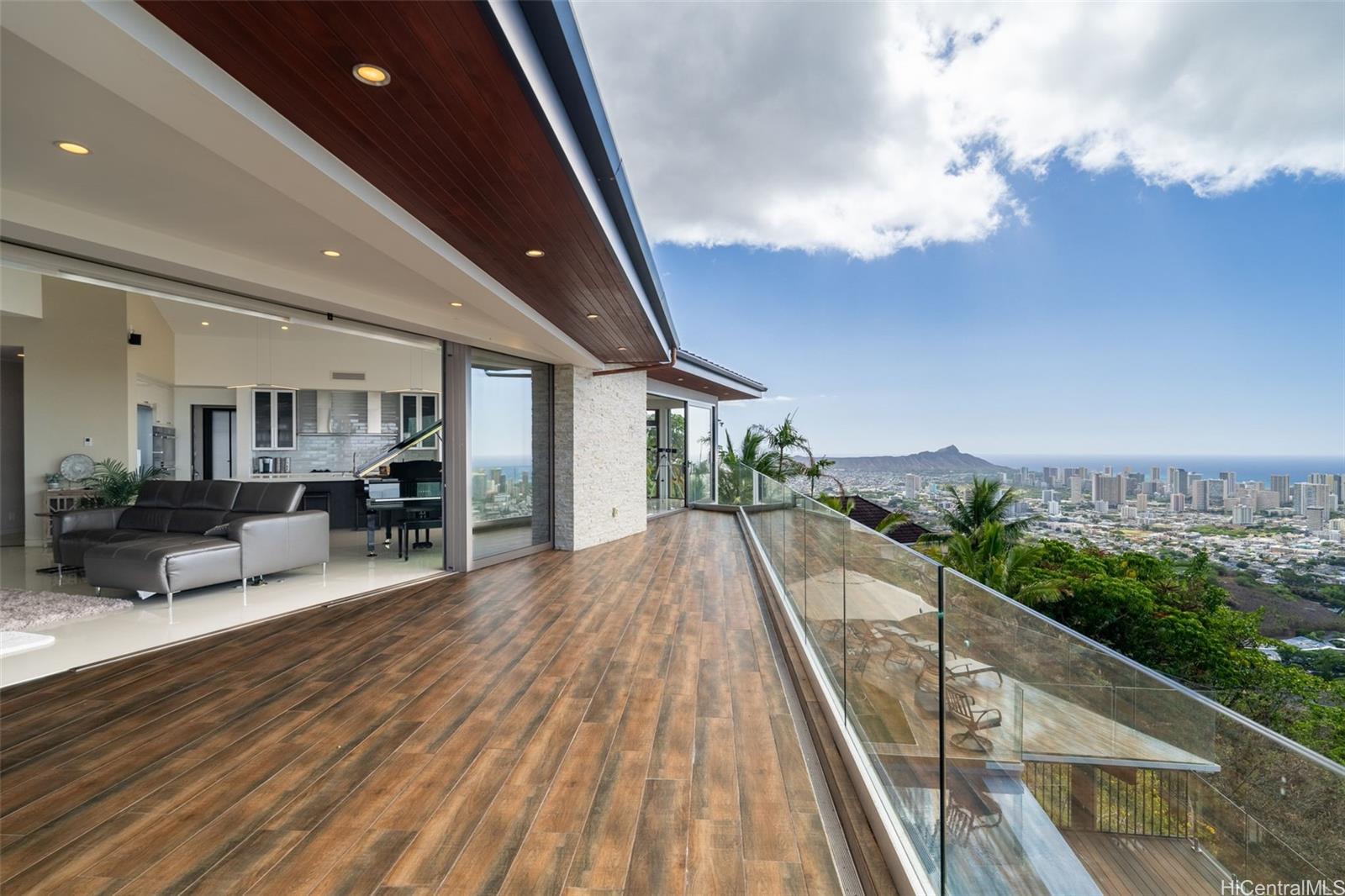2809 Round Top Drive