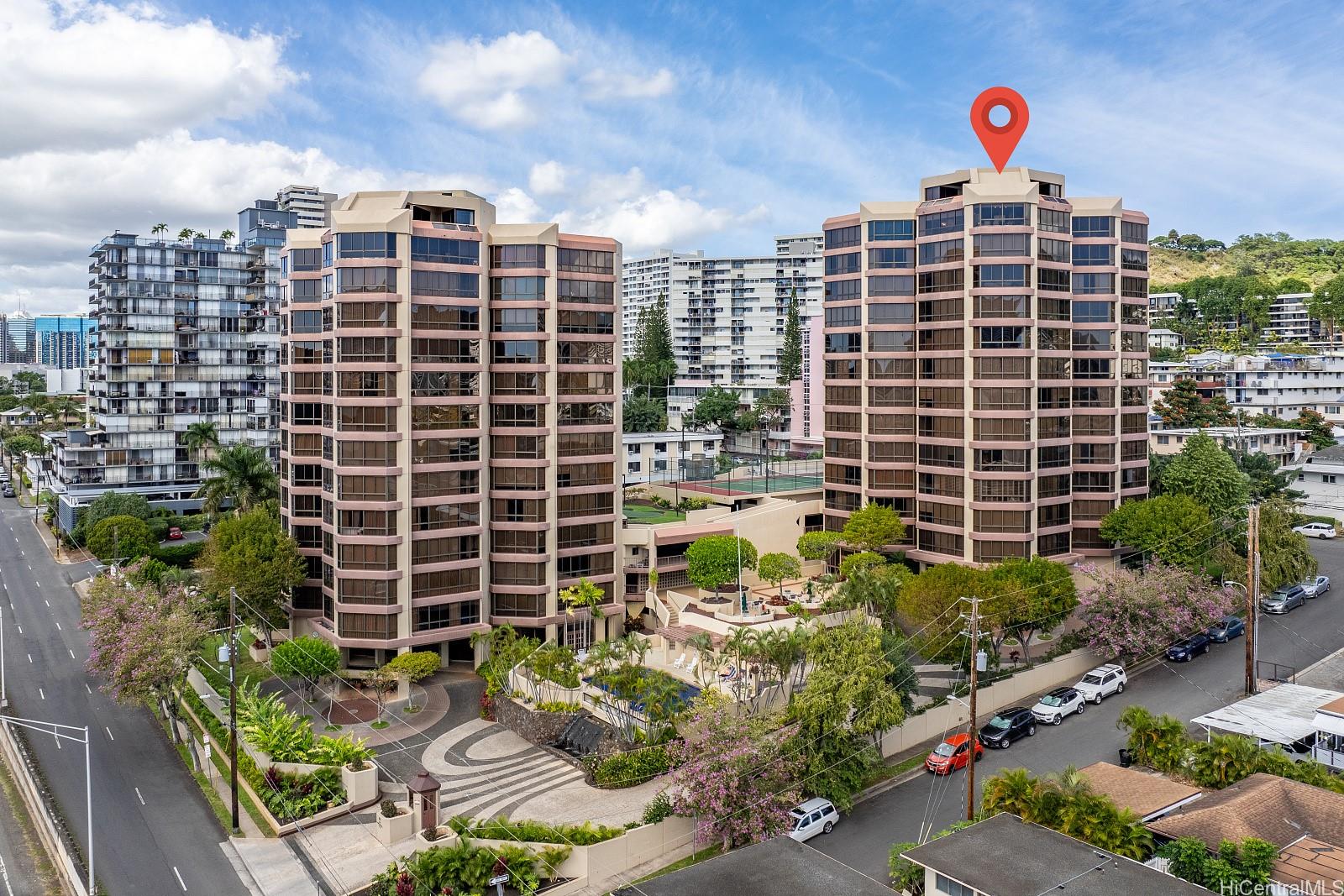 1050 Lunalilo Street  Unit 1006