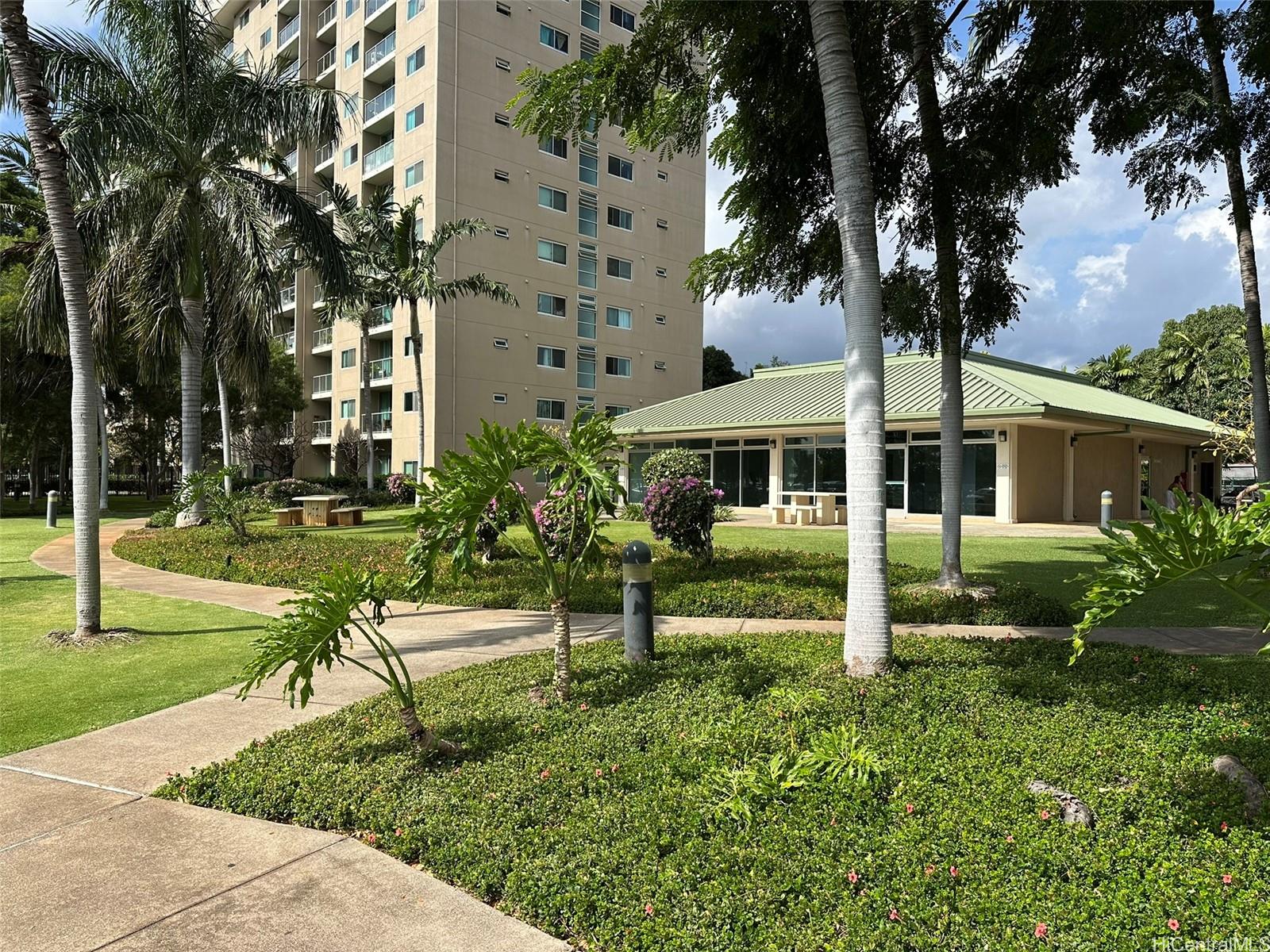 Photo 20 of 25