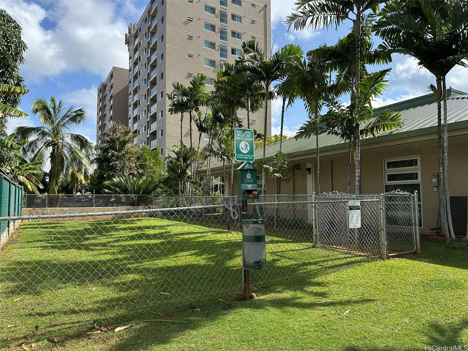 Photo 22 of 25