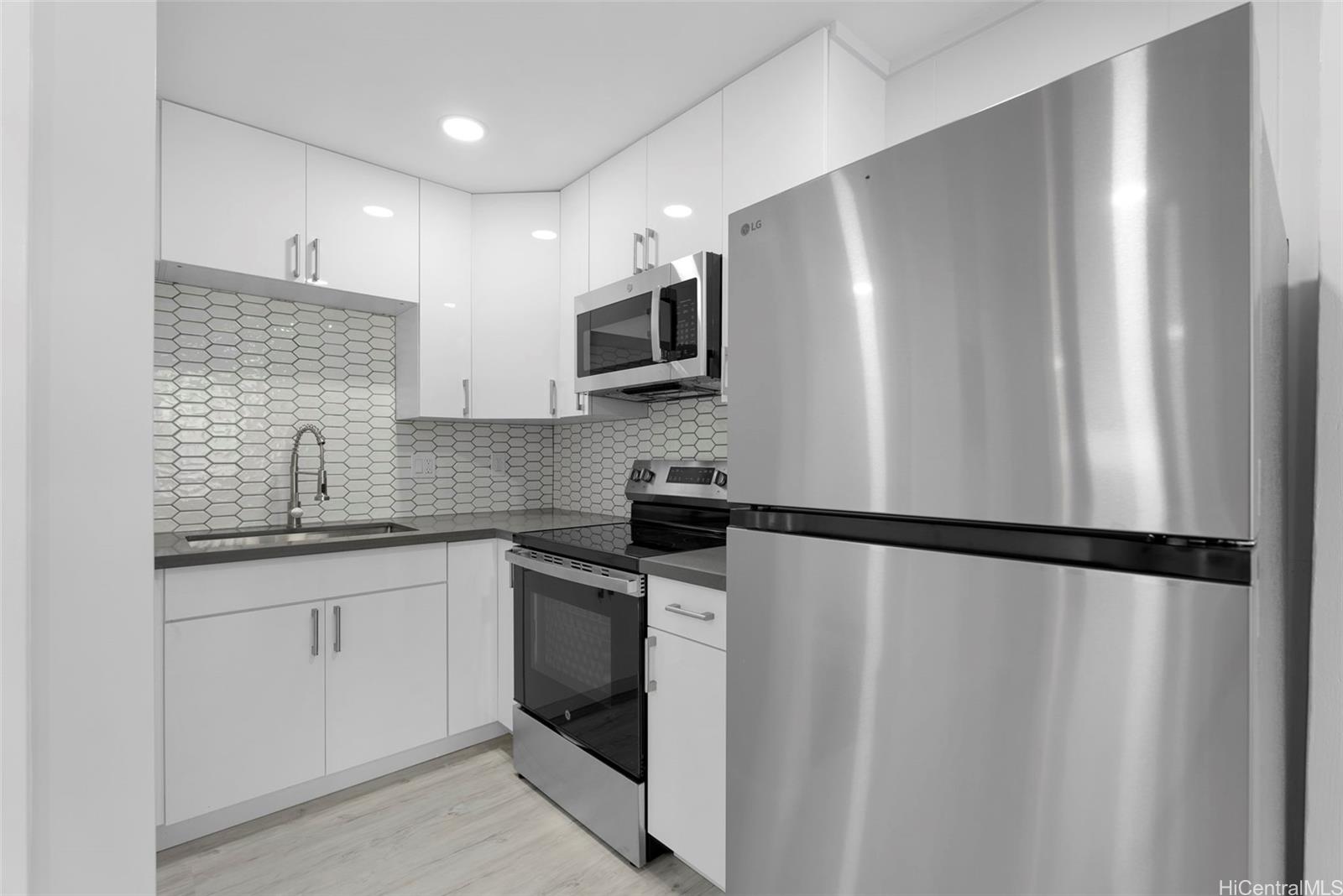 3007 Numana Road