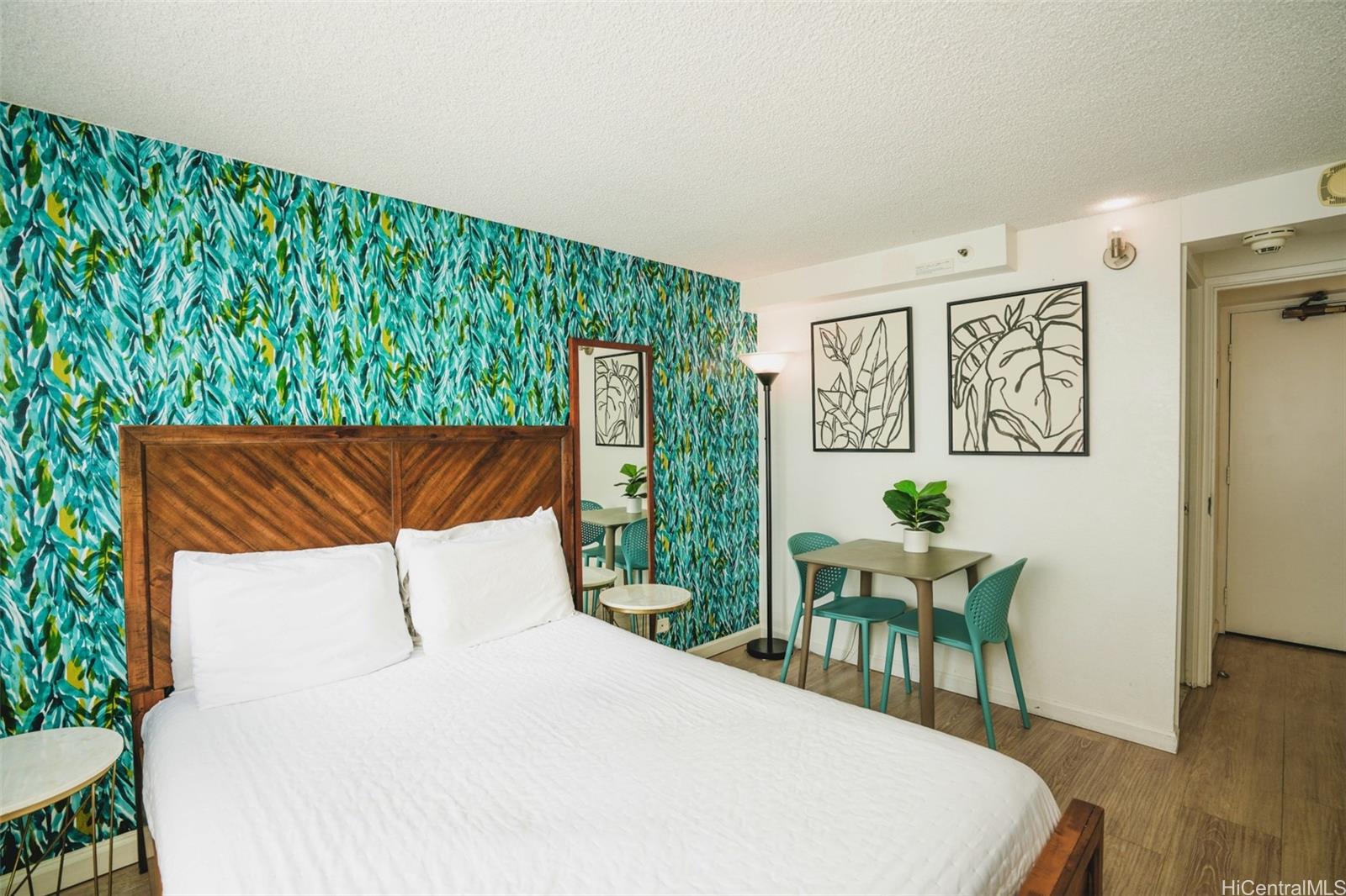 444 Niu Street 2904