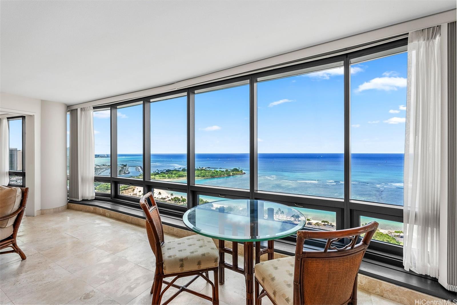 1330 Ala Moana Boulevard 3204