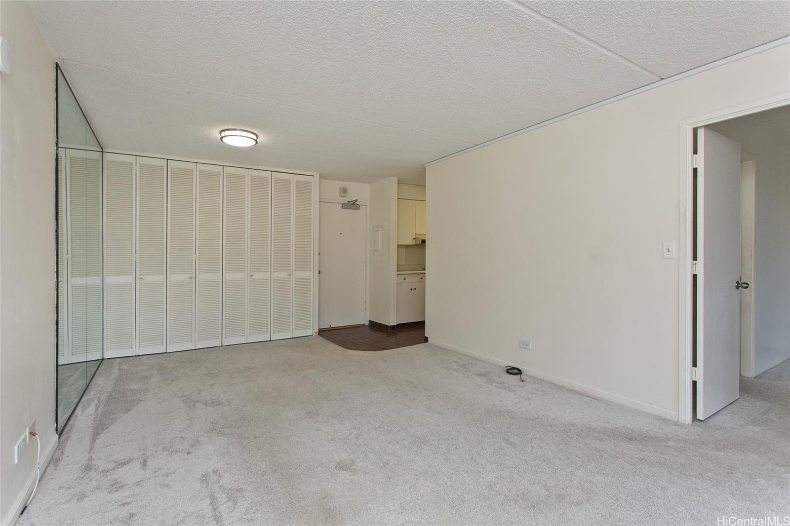Photo 6 of 20
