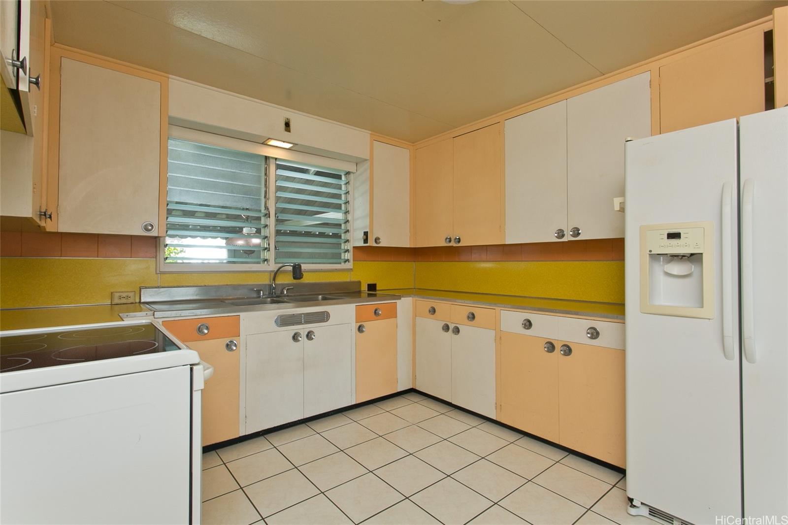 Photo 6 of 24