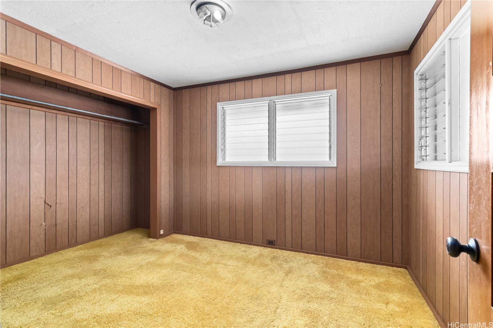1052 Maiha Circle