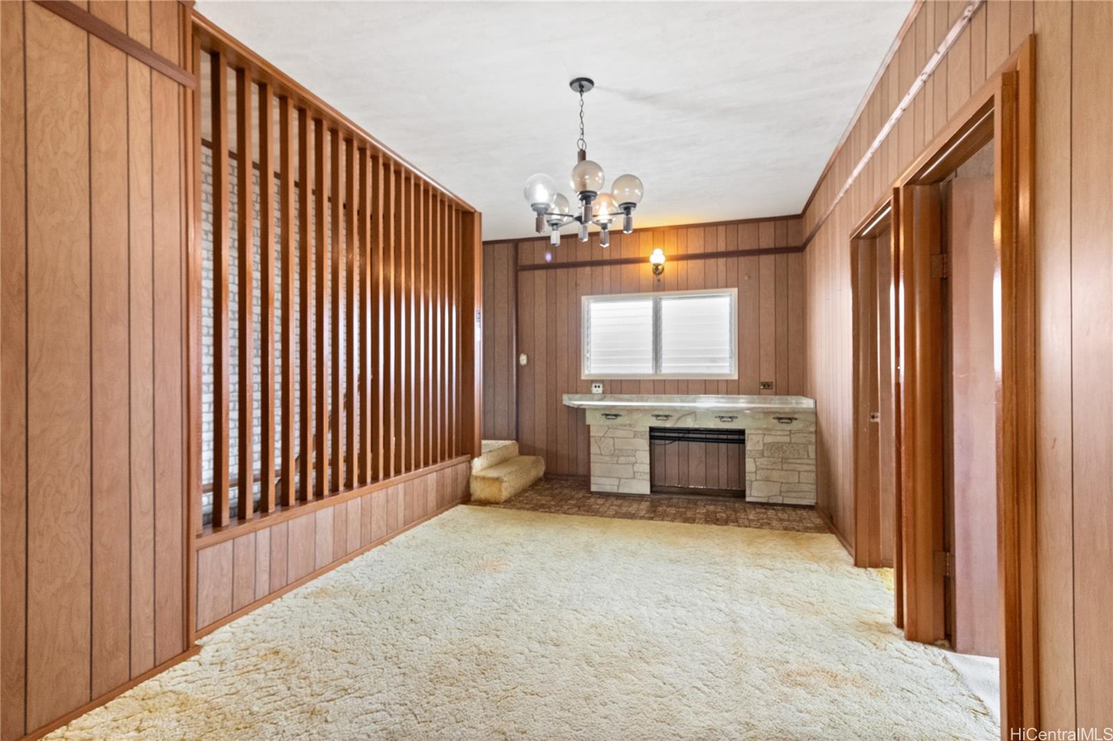 1052 Maiha Circle