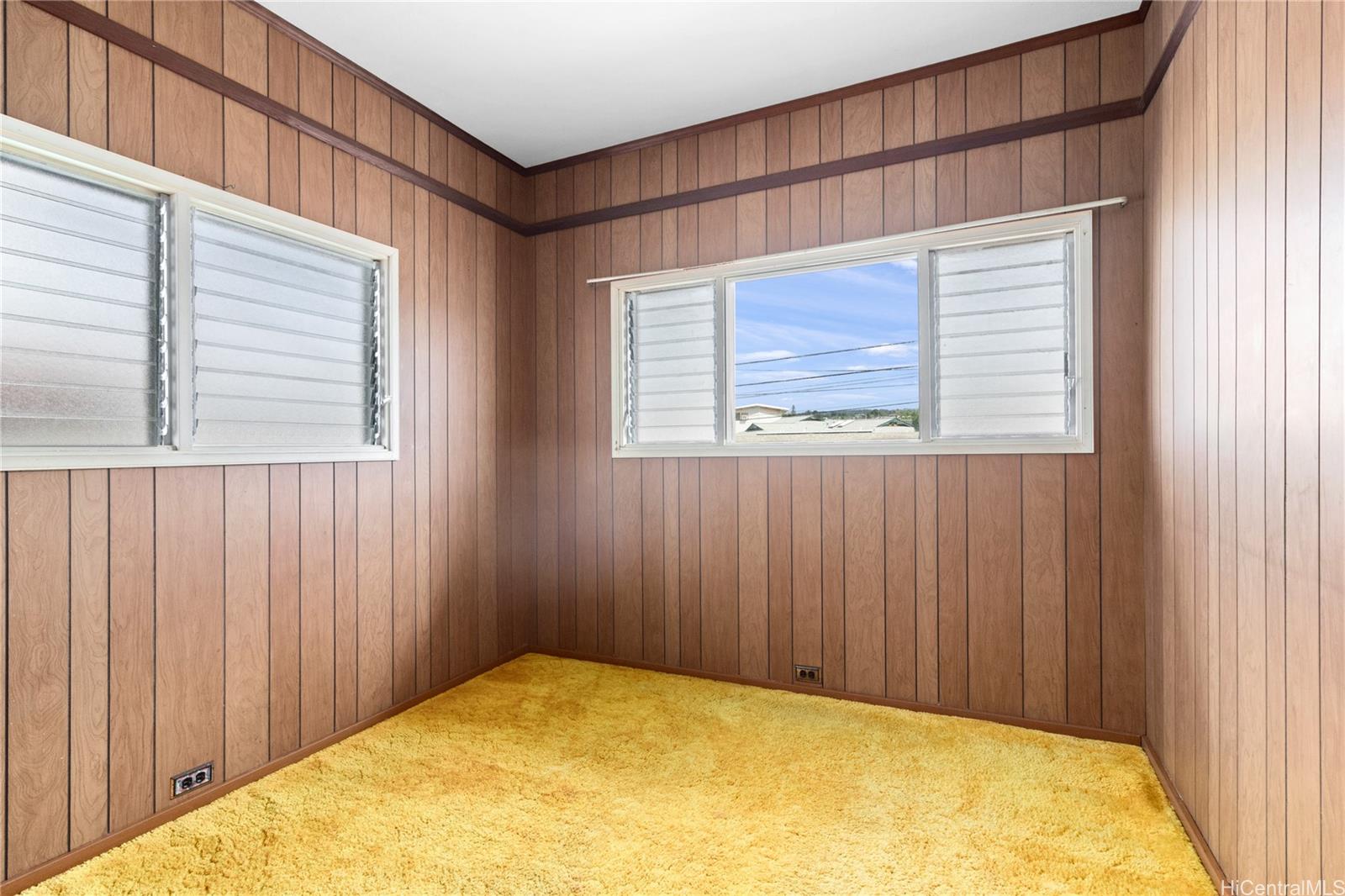 1052 Maiha Circle