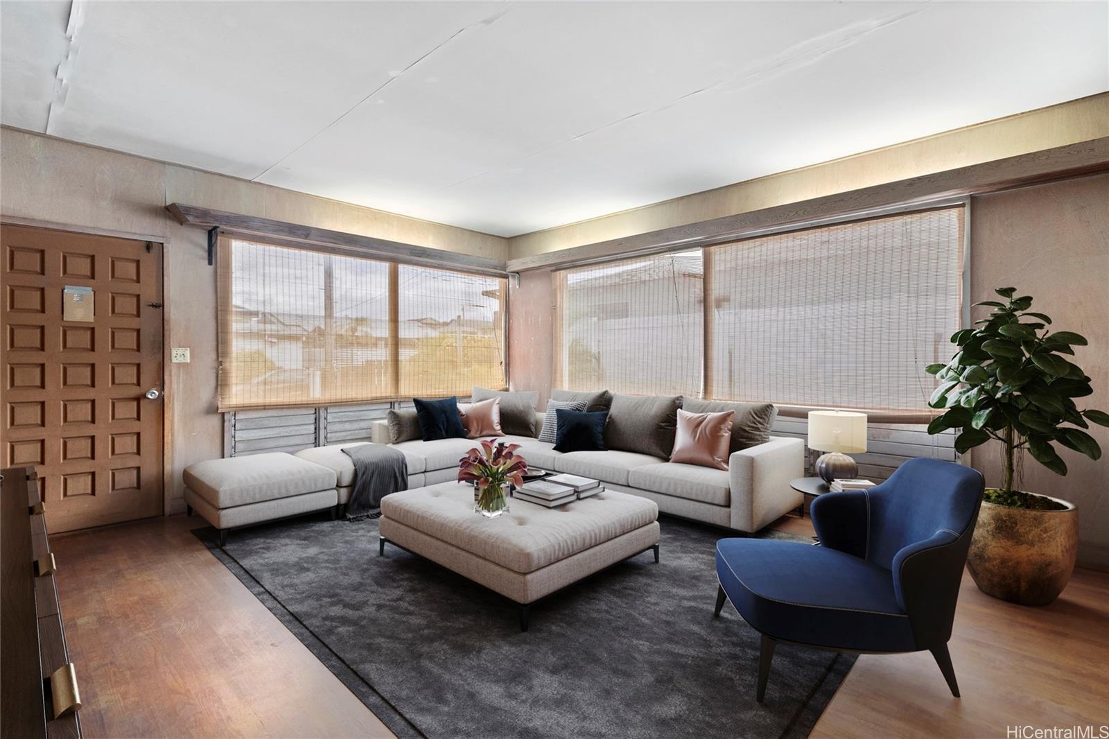 1052 Maiha Circle