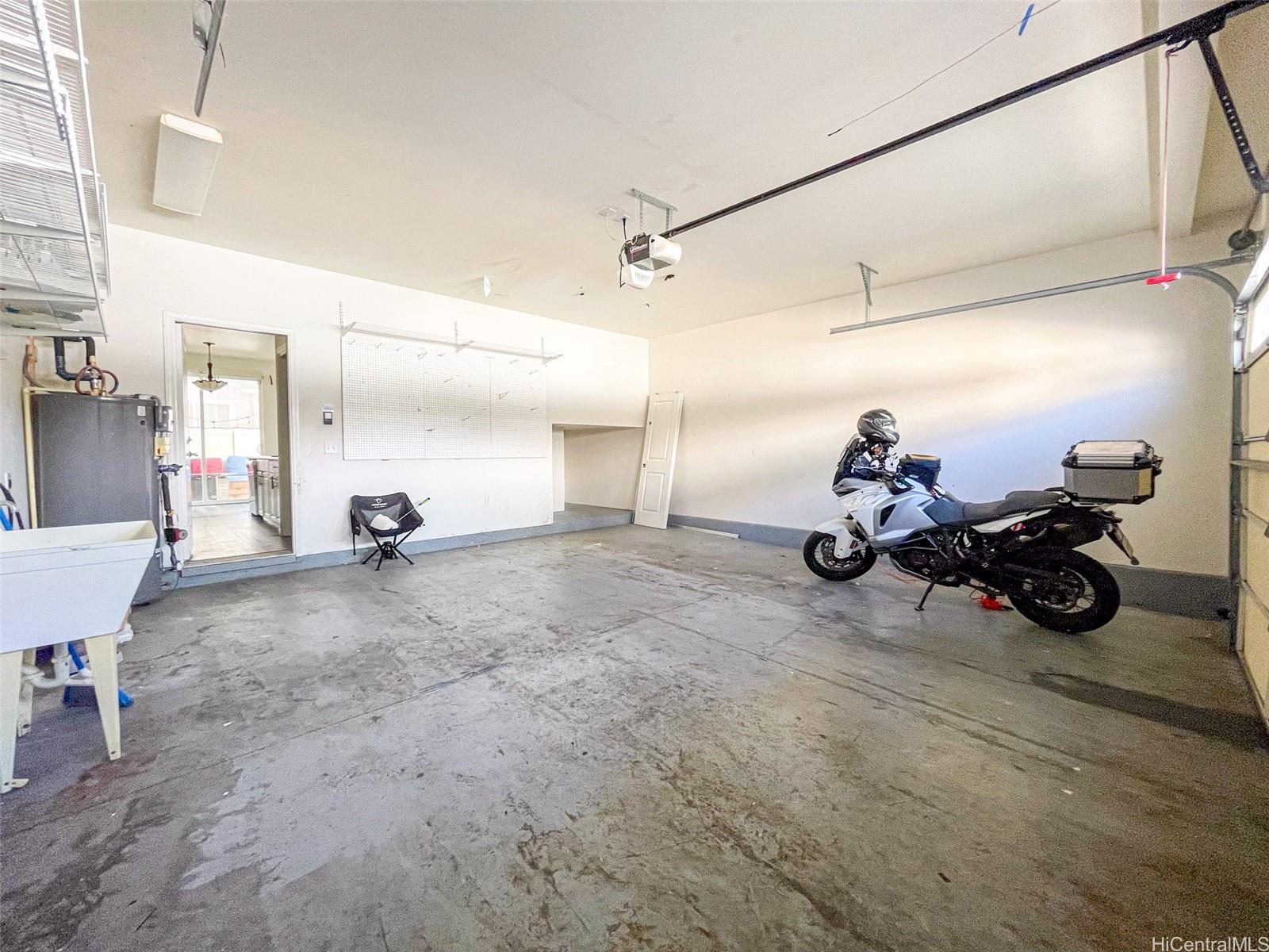 91-1001 Keaunui Drive  Unit 111