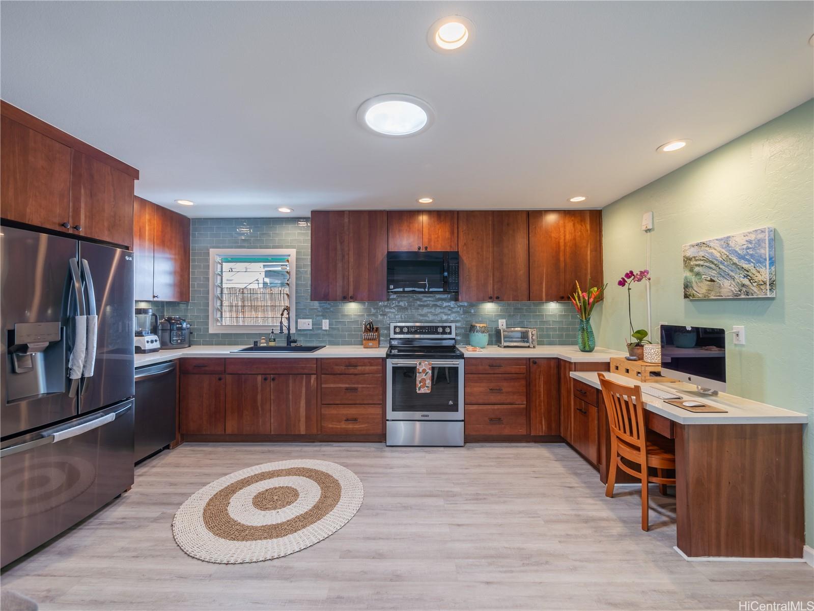 340 Manono Street  Unit 2