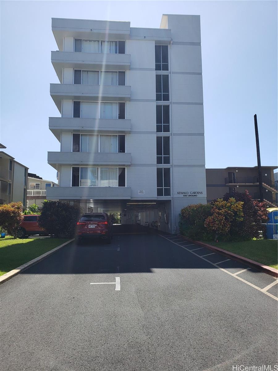 1503 Liholiho Street 204