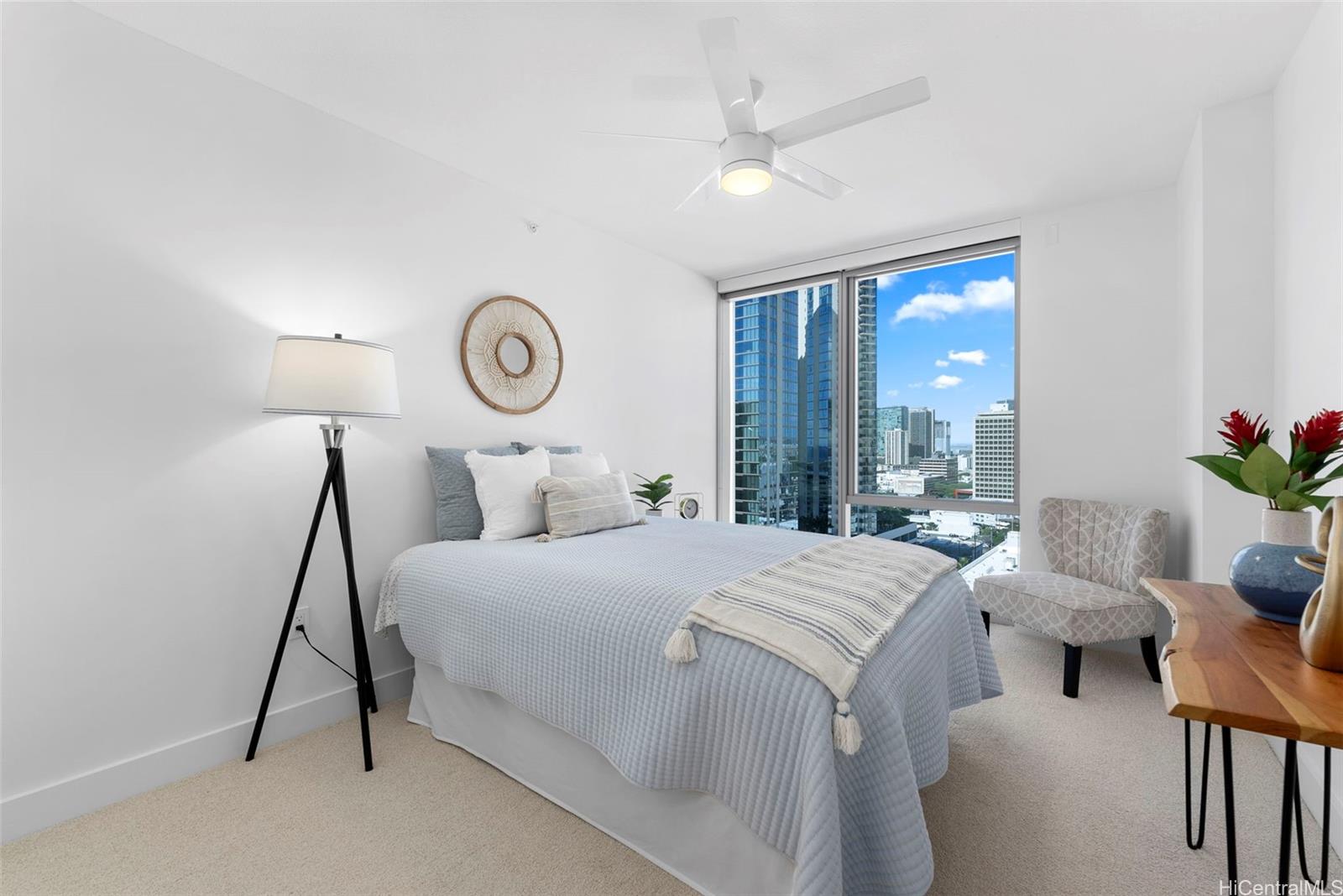 629 Keeaumoku Street  Unit 1710